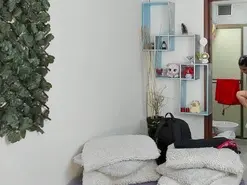 DestinyHills  live sex cam