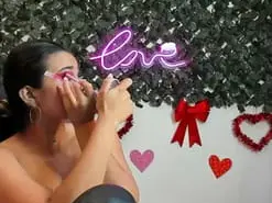 DestinyHills  live sex cam