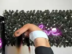 DestinyHills  live sex cam