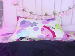 Ivonne_valencia  live sex cam