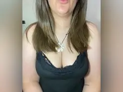 Bubbaluu  live sex cam
