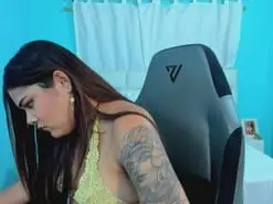 Shadia_orozco  live sex cam