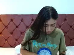 SeleneMarrow  live sex cam