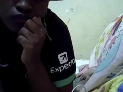 Lovlypicklips  live sex cam