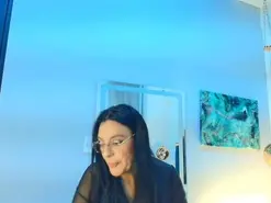 Zuzana21  live sex cam