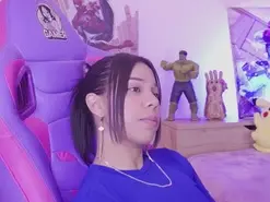 MadelynRose  live sex cam