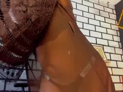 Adrhiiana  live sex cam