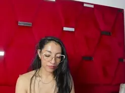 MiaDivineHYH  live sex cam