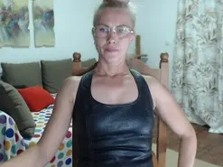 SimplementeAqui  live sex cam