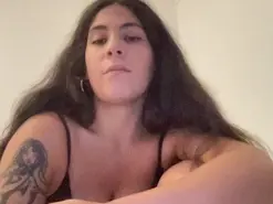 Imbabyinna  live sex cam