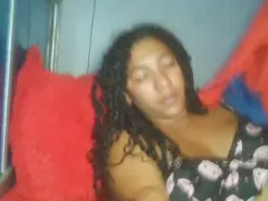 Bellacrespa  live sex cam