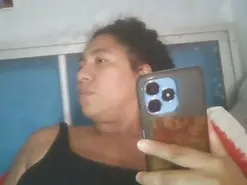 Bellacrespa  live sex cam