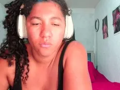 Bellacrespa  live sex cam