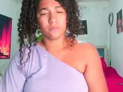 Bellacrespa  live sex cam