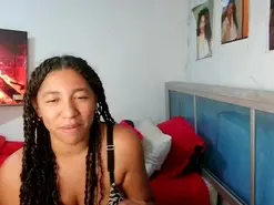 Bellacrespa  live sex cam