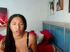 Bellacrespa  live sex cam