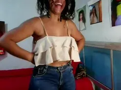 Bellacrespa  live sex cam