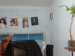 Bellacrespa  live sex cam
