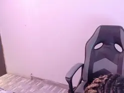 Alaia2  live sex cam