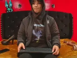 EugeaVs  live sex cam