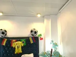 Leia_laurent  live sex cam