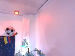 Leia_laurent  live sex cam