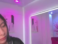 Leia_laurent  live sex cam