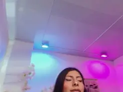 Leia_laurent  live sex cam