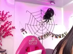 Leia_laurent  live sex cam