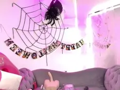 Leia_laurent  live sex cam