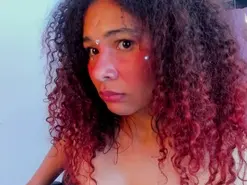 Zafiroo_69  live sex cam