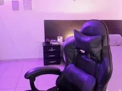 Lovelydollyxx69  live sex cam