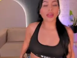MiaRoberts1  live sex cam