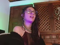 MadamePampara  live sex cam