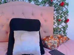 Lucy_Cute  live sex cam