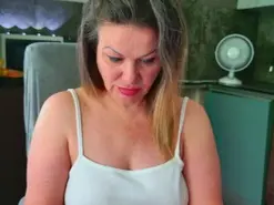 NaughtyMom  live sex cam