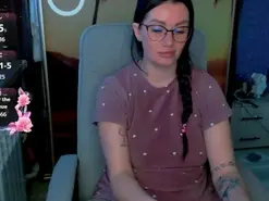 Banshee23  live sex cam