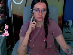 Banshee23  live sex cam