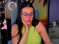 Banshee23  live sex cam