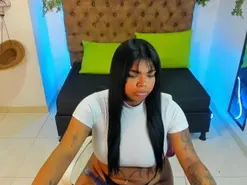 Ethaira69  live sex cam