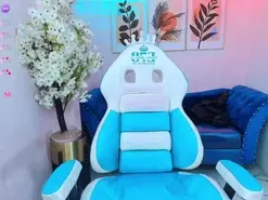 Tammy-Petite  live sex cam