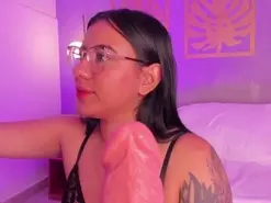 Majo_rose  live sex cam