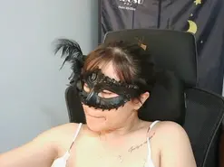 Sluttygirl30  live sex cam
