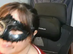 Sluttygirl30  live sex cam