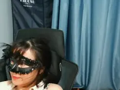 Sluttygirl30  live sex cam