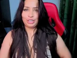 Charlottee_love  live sex cam