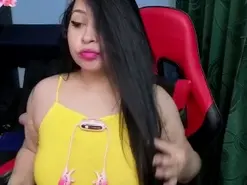 Charlottee_love  live sex cam