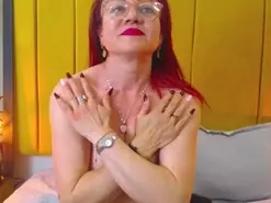 Lupita223  live sex cam