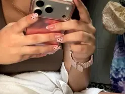Lioness2142  live sex cam