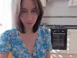 GoodGlamorGirl  live sex cam